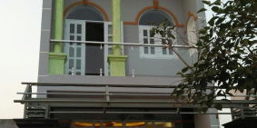 Bán Nhà mới xây 5x16 giá 850tr,cho trả góp gần Cầu Vượt Củ Chi