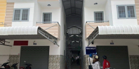 EM GÁI ĐỊNH CƯ BÊN”ÚC”  NHỜ SANG LẠI  DÃY TRỌ 12 PHÒNG V 2KIOT  hóc môn