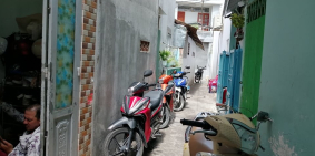 Bán nhà hẻm đường Bến Vân Đồn, Phường 5, Quận 4