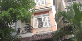 Làm Ăn Thua Lỗ Cần Bán Lại Căn Nhà Lâm Văn Bền-Gần Chợ  Tân Quy Q7