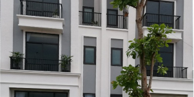 Bán nhà đẹp nhất TP. Tân An , thiết kế theo lối tân cổ điển , nhà 2 lầu 1 trệt