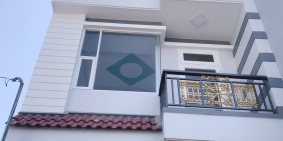 Bán nhà ngay công viên sông Vàm Cỏ , nhà thiết kế 2 lầu 1 trệt , khu vực an ninh