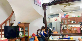 Quá hiếm- nhà đẹp cách mặt phố Lạc Long Quân, Tây Hồ 50m, full nội thất.