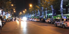 Mặt phố, vỉa hè, kinh doanh...Vũ Trọng Phụng7.6 tỷ