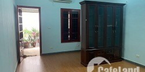 Bán nhà 3 mặt thoáng Giang Văn Minh DT 37m.MT 4m.Giá 3.2 tỷ