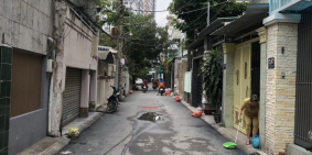 Bán nhà HXH đường D1, P. 25, Q. Bình Thạnh. DT: 4x16m, trệt 2 lầu. Giá chỉ 9.5 t