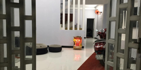 Bán căn nhà 1 trệt gác lững gần TTHC DĨ AN