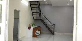 Bán nhà 1 trệt 1 lầu và 3 phòng trọ, gần Big C Dĩ An, Bình Dương. DT 165m2