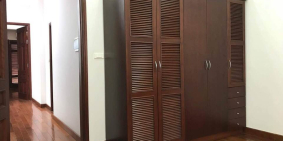 "Nhỉnh 4 tỷ mua nhà Khuong Đình 52m2 ngõ rộng , lô góc kinh doanh tốt