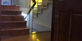 Nhà 3 tầng cực đẹp kiệt ô tô Nguyễn Sinh Cung