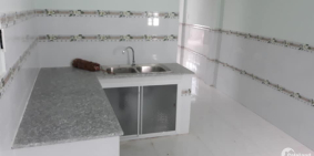 bán nhà 1 trệt,1 lầu,sổ hồng riêng,chính chủ,ngay chợ hưng long