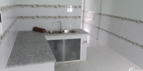 bán nhà 1 lầu 1 trệt ở chợ hưng long,sổ hồng riêng