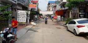 Cần bán nhà + đất chợ KTX SamSung thuận tiện kinh doanh