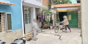 Bán gấp nhà nát hẻm 149 Tôn Thất Thuyết quận 4.