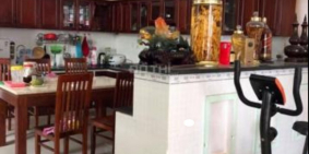 Cần bán gấp nhà HXH 5m đường Nguyễn Trãi, P. 2, Q. 5. SHR