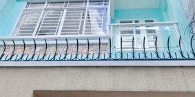 Nhà bán Hèm 142 tân mỹ, p.tân thuận tây. q.7.Dt: 66m2. Giá: 5,6 tỷ. TL