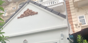 Bán nhà 2 lầu hẻm xe hơi 21 Lý Phục Man quận 7.