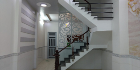 Nhà mặt tiềm Mễ Cốc 80m2 chỉ năm tỷ tám