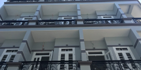 Bán nhà mới xây ngay chợ tây lân