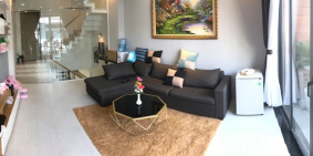 Ô tô đậu cổng, Công Hoà, Tân Bình, dt 4m x 13m, 4 lầu, 4 pn. 0901392122