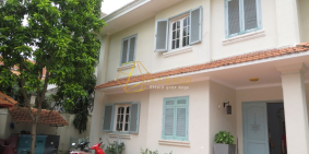 Cần cho thuê biệt thự Khu Thảo Điền Quận 2, diện tích 813m2