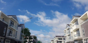 Cho thuê biệt thự cao cấp - tiện để ở và kinh doanh - chỉ 25 triệu...