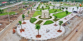 Bán đất mặt tiền ngay chợ và công viên