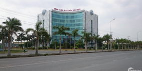 Bán gấp 2 lô đất ngay trên TL10, SHR, DT:10x25m khu dân cư đông đúc