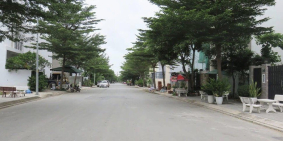 Bán đất sổ đỏ MT đường Nguyễn Hữu Trí, TT Tân Túc, 90m2, 850tr , XDTD