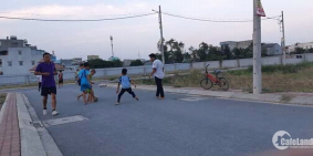 Có 5 nền đất qua cầu An Hạ 800m đường nhựa rộng, cách chợ 100m