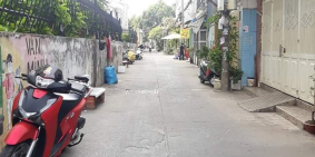 Bán đất hẻm xe hơi khu kiều đàm793 trần xuân soạn,q.7.DT:50m2. giá:4,8 tỷ. TL