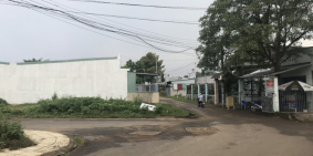 Đất 442m2 sổ hồng chính chủ gần lộ lớn , 435 triệu