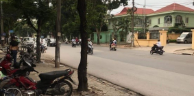 sang nhượng quán cơm tại Trần Quốc Hoàn 200tr, 23tr/100m2