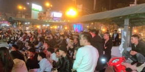 Cho thuê nhà mặt phố Nghĩa Tân 60m2 làm hàng ăn  Mặt bằng kinh doanh tốt nhất kh