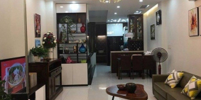 cho thuê nhà Thái Hà, 120m x3,5 tầng, mặt tiền 7m, 32tr/th