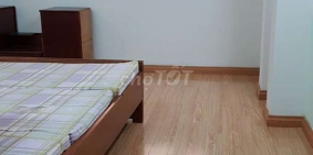 cho thuê nhà ở Giảng Võ Đống Đa, 11tr/th, 2 phòng ngủ