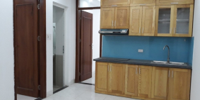 Cho thuê mặt tiền Bà Triệu, 36m x4 tầng, 65tr/th