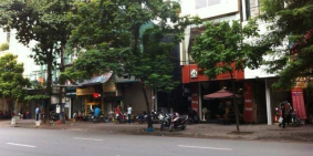 mặt bằng 150m2/1tầng, tổng 4,5 tầng