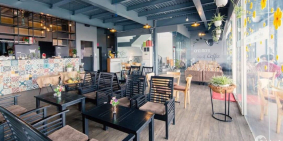 Cho thuê 3 tầng tòa nhà ngay mặt tiền Lê Đình Dương, mặt tiền rộng đến 20m