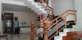 Cho thuê nhà 3T đường Mỹ Khê gần Võ Văn Kiệt,Đà Nẵng 6 PN,full nội thất 35 tr/ t