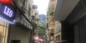 Chính chủ cần cho thuê nhà 2 tầng mặt phố Yên Hòa, Cầu Giấy, Hà Nội.