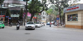 Cho thuê nhà Thái Hà, Nhà 4 tầng 1 tum,