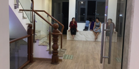 Cho thuê phòng hoặc tầng KĐT Vạn Phúc, Thủ Đức, có thang máy, giá rẻ