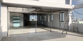 cho thuê 91m2 sân thượng, view kính sang trọng, mới đẹp