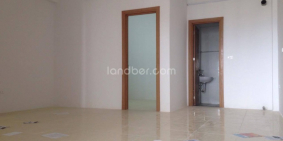 Chính chủ bán căn 70m2 tầng 14 cửa chính hướng Tây Bắc; ban công hướng Tây Nam.