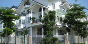 Bán nhà phố đối diện Vườn Xoài trên truc 60 Bắc Sơn- Long Thành