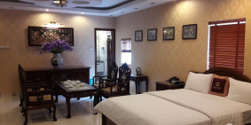 Bán  khách sạn 8 tầng, phố Đào Tấn, doanh thu 250 triệu/ tháng, 20.9 tỷ