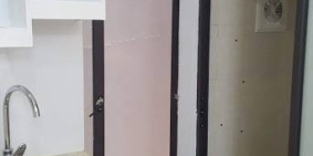 cần bán gấp nhà mặt phố Đê La Thành