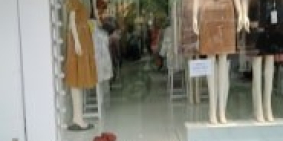 Chính chủ bán nhà mặt phố Pháo Đài Láng 40 m x 3 tầng, mặt tiền 4m giá 6,55 tỷ.