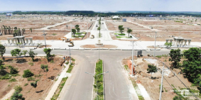 Thanh lý đất MT 163 Trường Chinh, Đồng Xoài, 80m2. SHR. Nở hậu, 998 triệu.